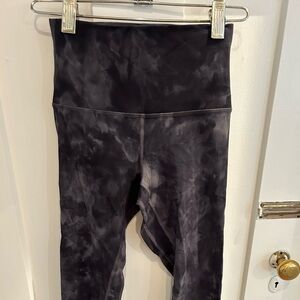 Lululemon Align High Rise Crop 23” Camo Leggings Size 2